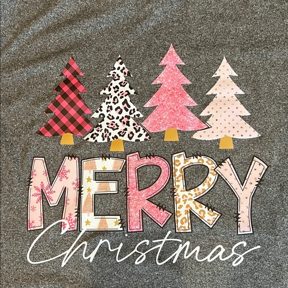 Tops - 🎉Host Pick!🎉 Holidays Long Sleeve Tee